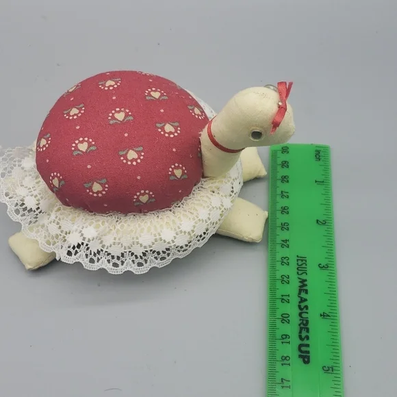 Vintage turtle pin cushion - Picture 6 of 8